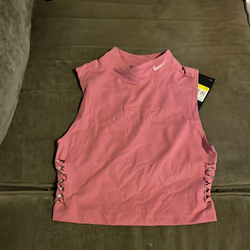 Nike crop shirt